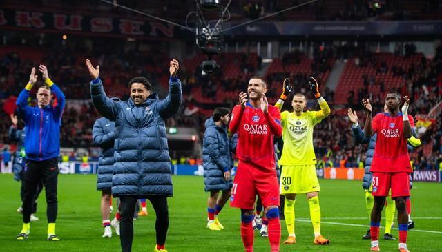 一审, 分钟为那不, 勒斯先拔头 一审, 分钟为那不, 勒斯先拔头